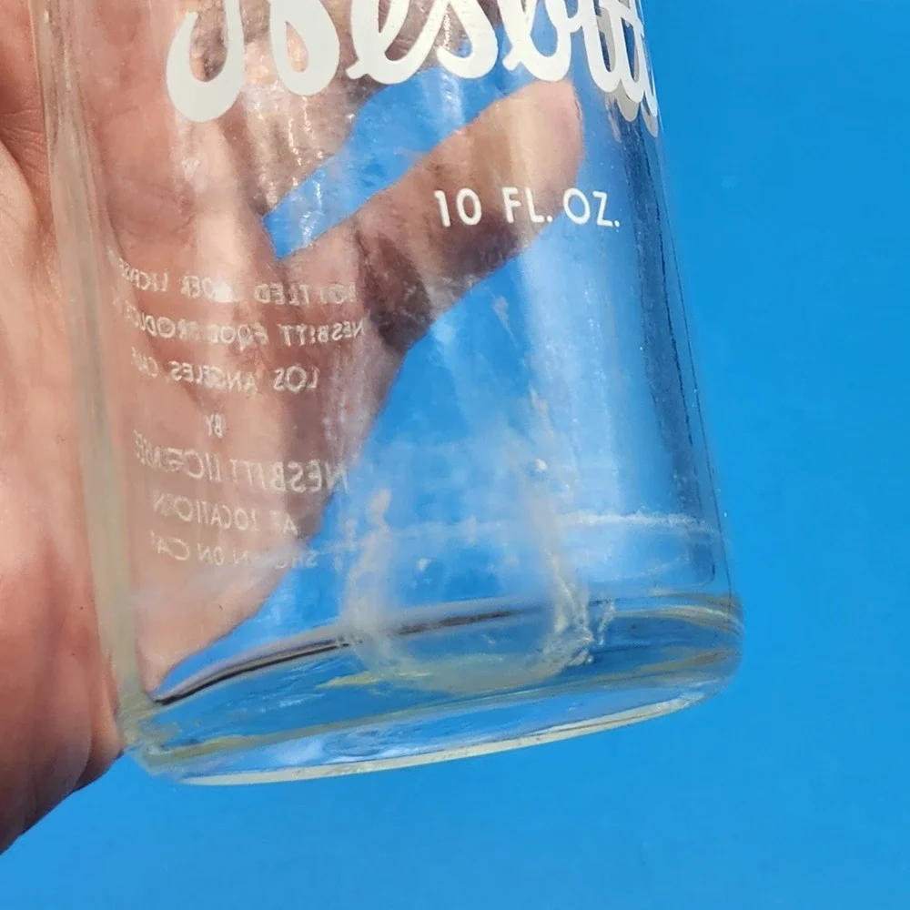 Vintage 1951's 10 oz Nesbitt's Quilted Texture Soda Bottle Clear White Lettering
